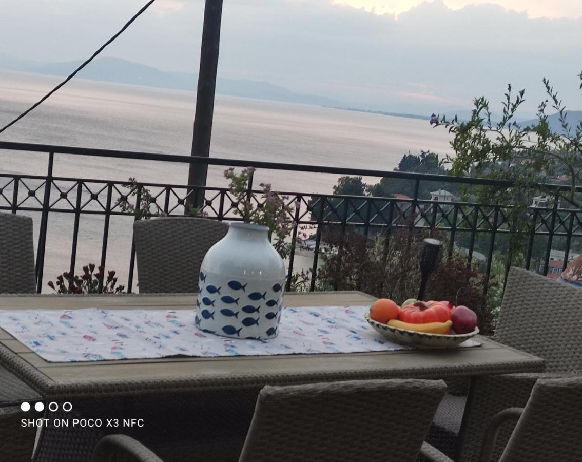 Mesonisi Με Υπέροχη Θέα Στον Παγασητικό!! Villa Áfissos Eksteriør bilde