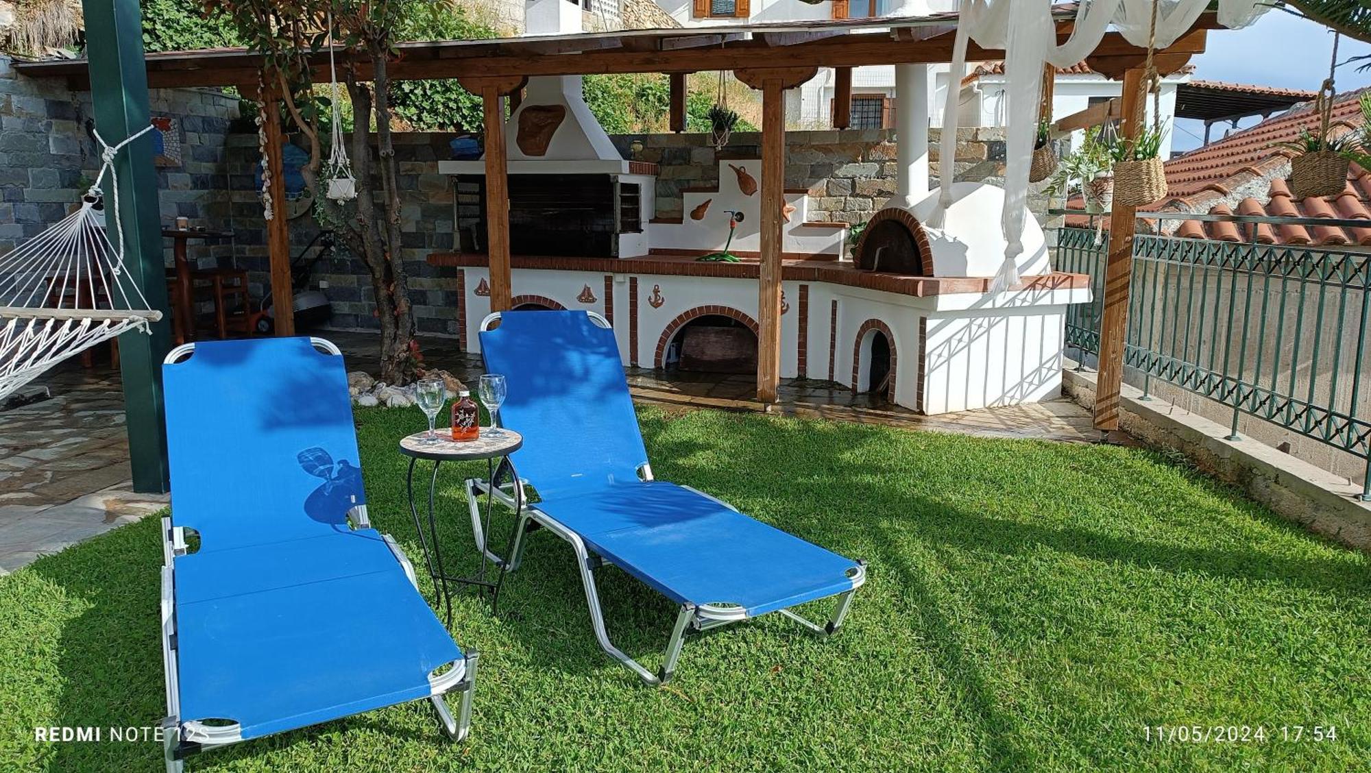 Mesonisi Με Υπέροχη Θέα Στον Παγασητικό!! Villa Áfissos Eksteriør bilde